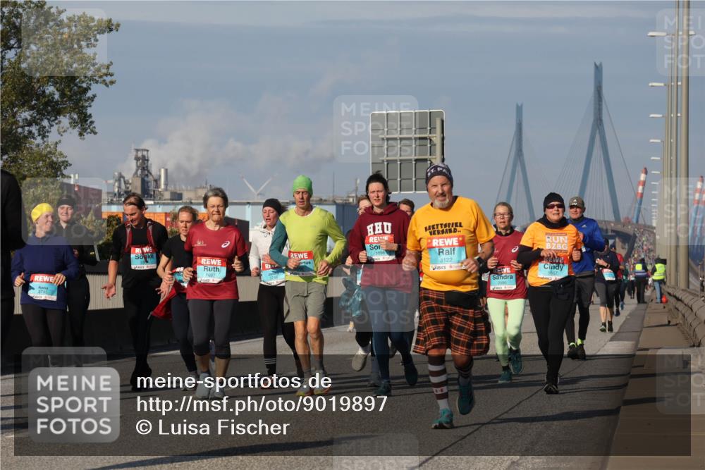 03.10.2025 - Köhlbrandbrückenlauf Luisa Fischer http://msf.ph/oto/9019897 03.10.2025 11:11:25 Position 3 3745, 1097, 3746, 1098, 3122, 1867 meine-sportfotos.de