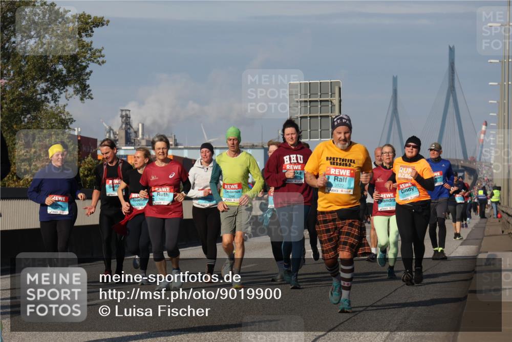 03.10.2025 - Köhlbrandbrückenlauf Luisa Fischer http://msf.ph/oto/9019900 03.10.2025 11:11:25 Position 3 1096, 3122, 3364, 1097, 1867 meine-sportfotos.de