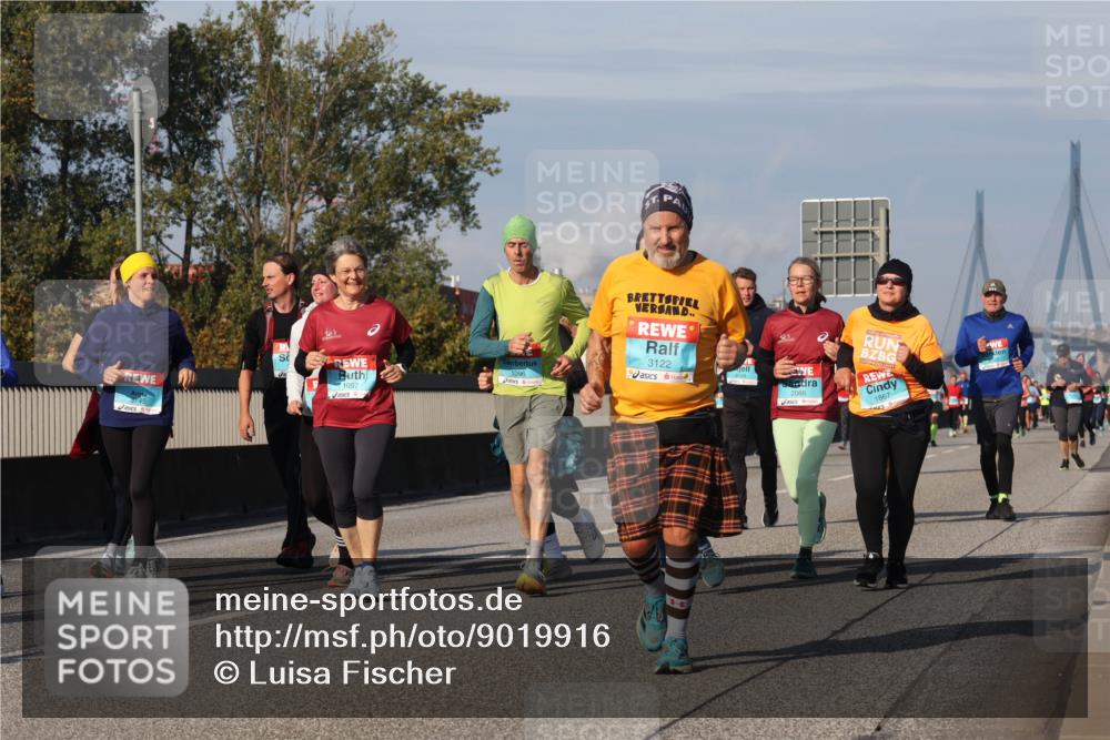03.10.2025 - Köhlbrandbrückenlauf Luisa Fischer http://msf.ph/oto/9019916 03.10.2025 11:11:28 Position 3 1097, 3122, 1096, 2086, 1867 meine-sportfotos.de