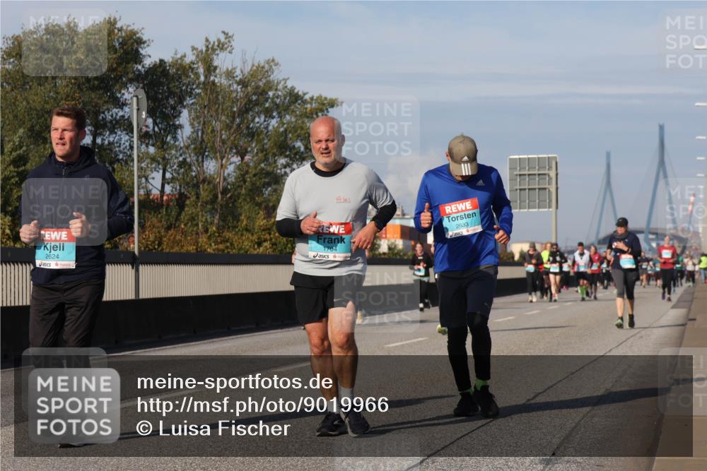 03.10.2025 - Köhlbrandbrückenlauf Luisa Fischer http://msf.ph/oto/9019966 03.10.2025 11:11:34 Position 3 2624, 1704, 2633 meine-sportfotos.de