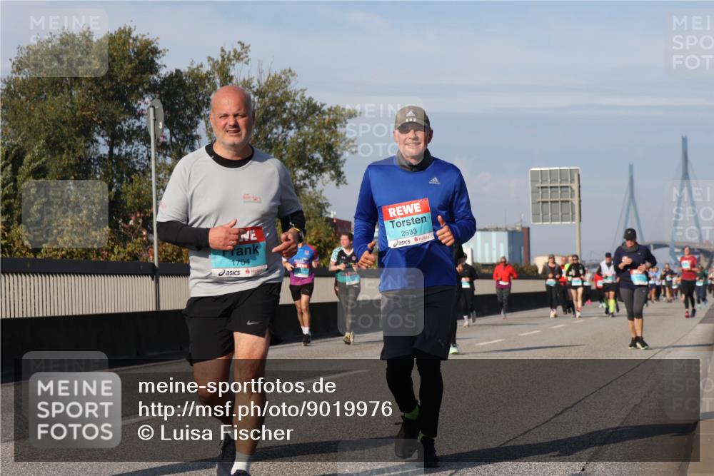 03.10.2025 - Köhlbrandbrückenlauf Luisa Fischer http://msf.ph/oto/9019976 03.10.2025 11:11:35 Position 3 1704, 2633 meine-sportfotos.de