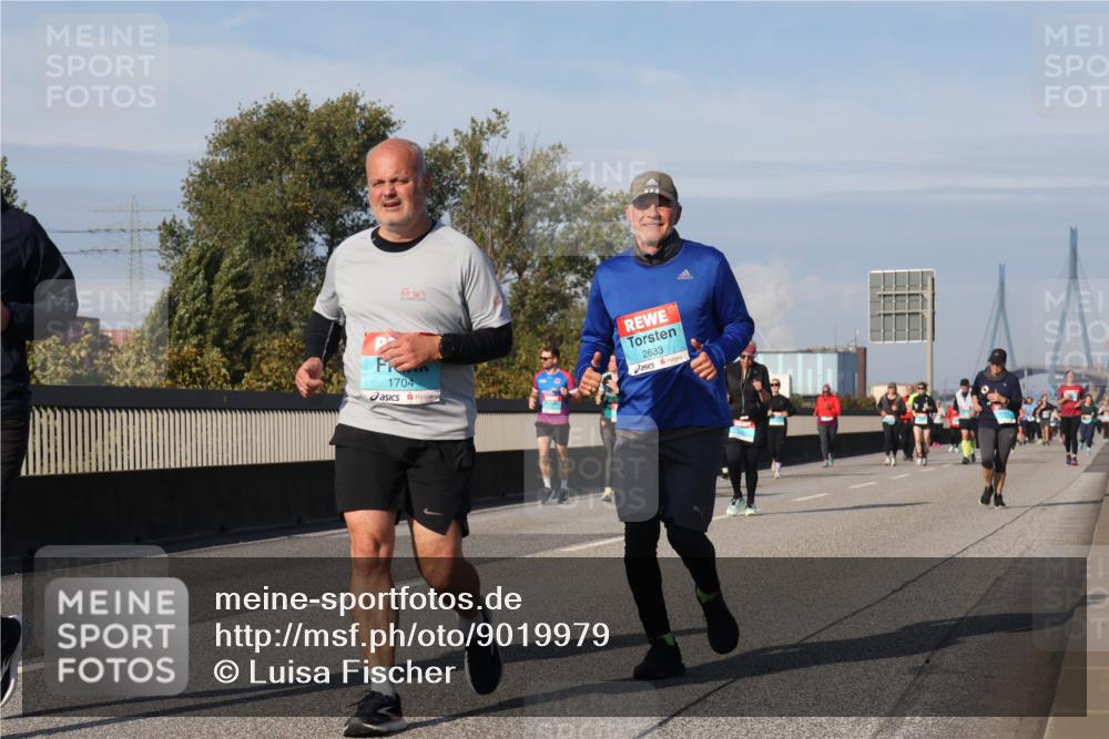 03.10.2025 - Köhlbrandbrückenlauf Luisa Fischer http://msf.ph/oto/9019979 03.10.2025 11:11:35 Position 3 1704, 2633 meine-sportfotos.de
