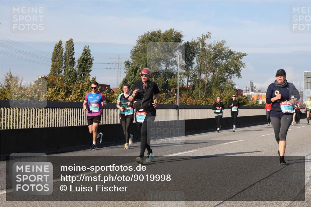 03.10.2025 - Köhlbrandbrückenlauf Luisa Fischer http://msf.ph/oto/9019998 03.10.2025 11:11:41 Position 3 50, 3737 meine-sportfotos.de