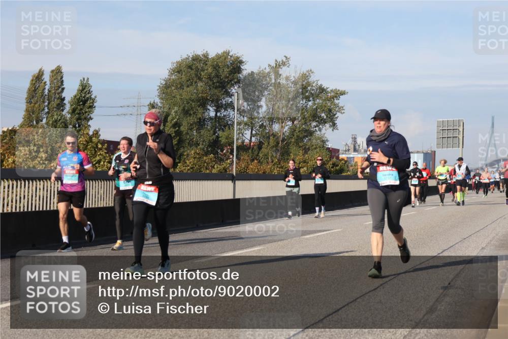 03.10.2025 - Köhlbrandbrückenlauf Luisa Fischer http://msf.ph/oto/9020002 03.10.2025 11:11:41 Position 3 3737 meine-sportfotos.de