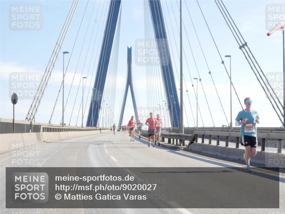 03.10.2025 - Köhlbrandbrückenlauf Matties Gatica Varas http://msf.ph/oto/9020027 03.10.2025 12:20:54 Position 1  meine-sportfotos.de
