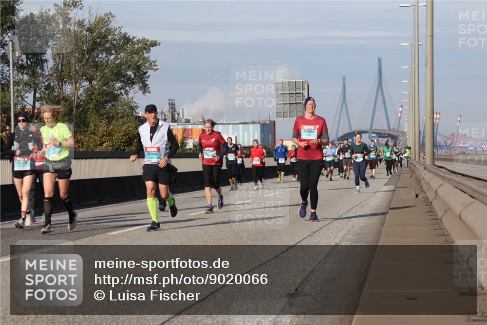 03.10.2025 - Köhlbrandbrückenlauf Luisa Fischer http://msf.ph/oto/9020066 03.10.2025 11:11:50 Position 3  meine-sportfotos.de