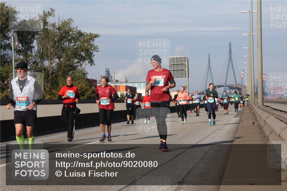 03.10.2025 - Köhlbrandbrückenlauf Luisa Fischer http://msf.ph/oto/9020080 03.10.2025 11:11:52 Position 3 3293 meine-sportfotos.de