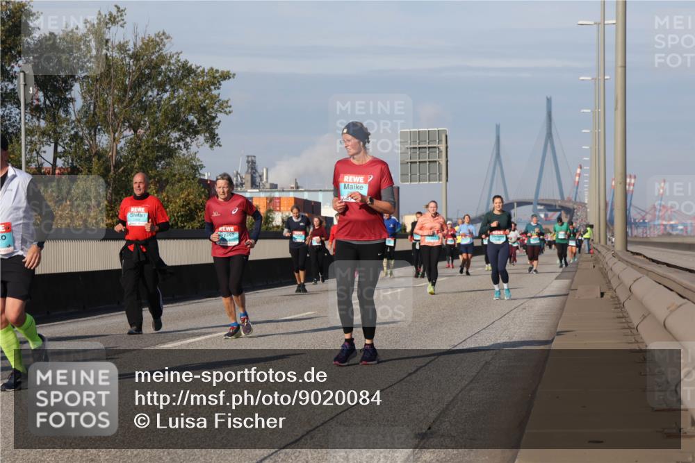 03.10.2025 - Köhlbrandbrückenlauf Luisa Fischer http://msf.ph/oto/9020084 03.10.2025 11:11:52 Position 3  meine-sportfotos.de