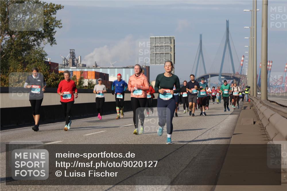 03.10.2025 - Köhlbrandbrückenlauf Luisa Fischer http://msf.ph/oto/9020127 03.10.2025 11:11:57 Position 3  meine-sportfotos.de