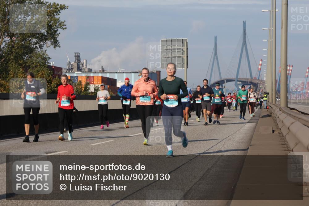 03.10.2025 - Köhlbrandbrückenlauf Luisa Fischer http://msf.ph/oto/9020130 03.10.2025 11:11:57 Position 3  meine-sportfotos.de