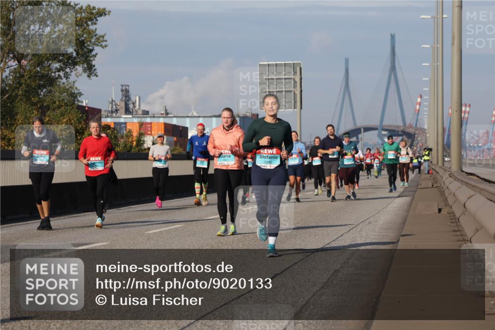 03.10.2025 - Köhlbrandbrückenlauf Luisa Fischer http://msf.ph/oto/9020133 03.10.2025 11:11:57 Position 3 2388 meine-sportfotos.de