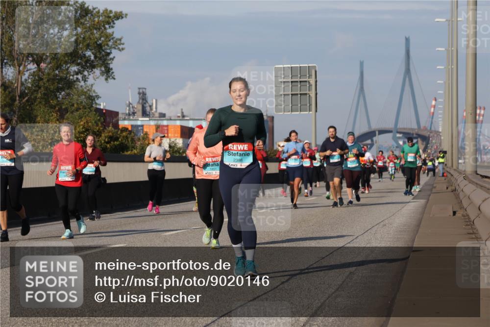 03.10.2025 - Köhlbrandbrückenlauf Luisa Fischer http://msf.ph/oto/9020146 03.10.2025 11:11:59 Position 3 1851, 2388 meine-sportfotos.de