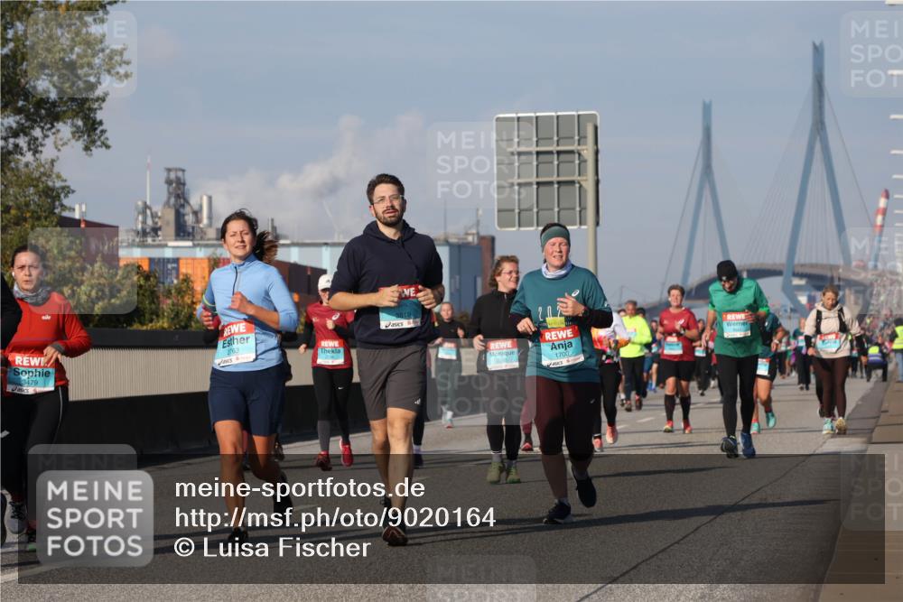 03.10.2025 - Köhlbrandbrückenlauf Luisa Fischer http://msf.ph/oto/9020164 03.10.2025 11:12:06 Position 3 3479, 2763, 202, 1700 meine-sportfotos.de