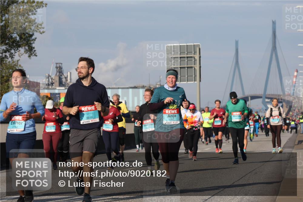 03.10.2025 - Köhlbrandbrückenlauf Luisa Fischer http://msf.ph/oto/9020182 03.10.2025 11:12:08 Position 3 2763, 3819, 2725, 1700 meine-sportfotos.de