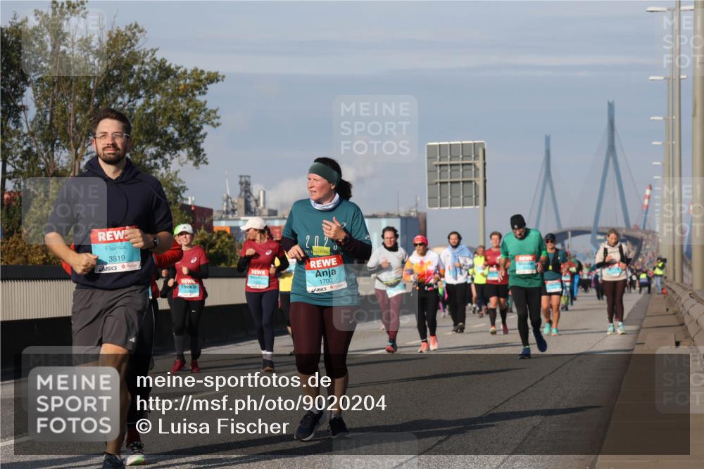 03.10.2025 - Köhlbrandbrückenlauf Luisa Fischer http://msf.ph/oto/9020204 03.10.2025 11:12:10 Position 3 3819, 202, 1700 meine-sportfotos.de