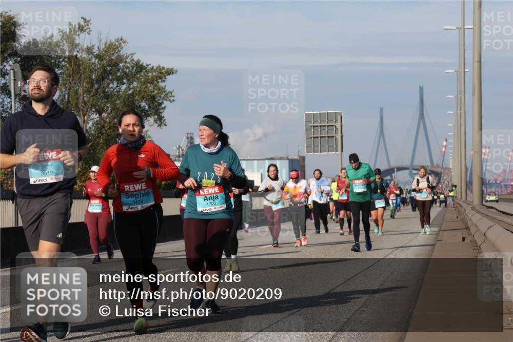 03.10.2025 - Köhlbrandbrückenlauf Luisa Fischer http://msf.ph/oto/9020209 03.10.2025 11:12:11 Position 3 3819, 3479, 1700 meine-sportfotos.de