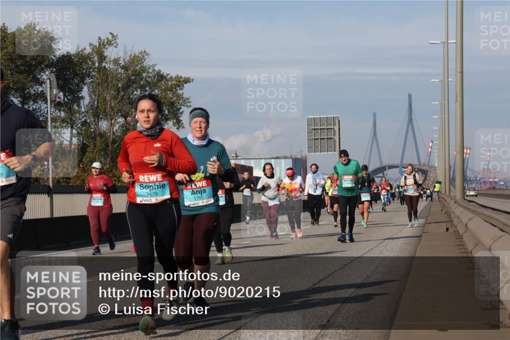 03.10.2025 - Köhlbrandbrückenlauf Luisa Fischer http://msf.ph/oto/9020215 03.10.2025 11:12:11 Position 3 9, 3479, 1700 meine-sportfotos.de