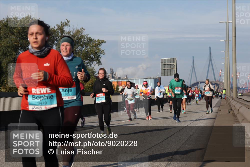 03.10.2025 - Köhlbrandbrückenlauf Luisa Fischer http://msf.ph/oto/9020228 03.10.2025 11:12:13 Position 3 3479, 1700, 2385 meine-sportfotos.de