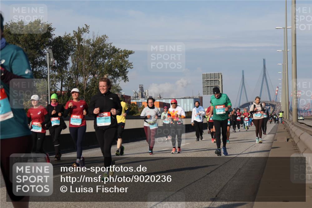 03.10.2025 - Köhlbrandbrückenlauf Luisa Fischer http://msf.ph/oto/9020236 03.10.2025 11:12:14 Position 3 2726 meine-sportfotos.de