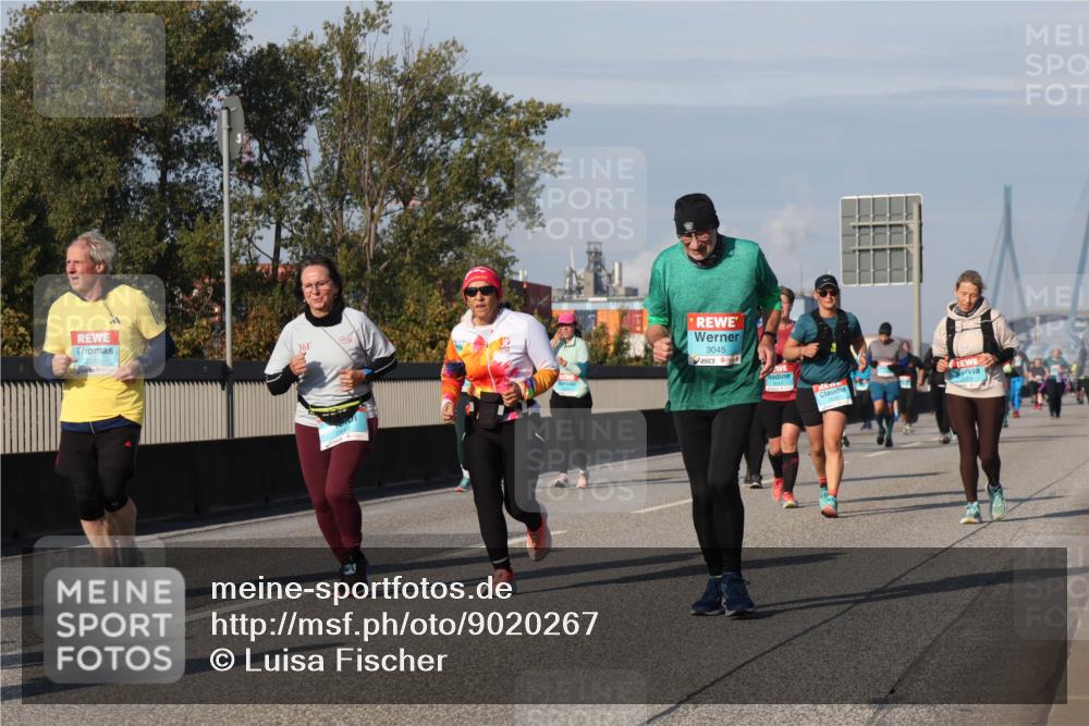 03.10.2025 - Köhlbrandbrückenlauf Luisa Fischer http://msf.ph/oto/9020267 03.10.2025 11:12:17 Position 3 2518, 361, 3045 meine-sportfotos.de