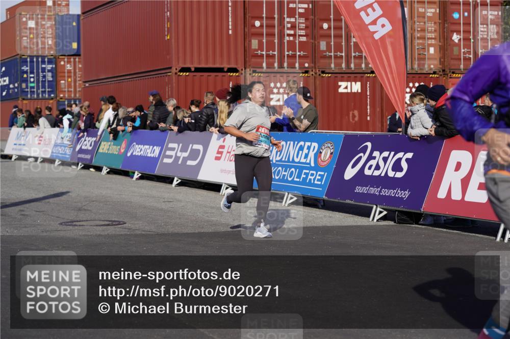 03.10.2025 - Köhlbrandbrückenlauf Michael Burmester http://msf.ph/oto/9020271 03.10.2025 10:21:03 Ziel 1667, 1846, 2076, 2200, 2362, 2415, 2456, 2720, 2721, 3306, 3408, 3772 meine-sportfotos.de
