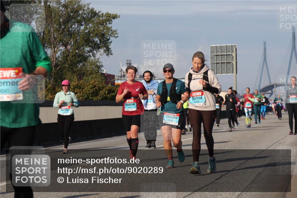 03.10.2025 - Köhlbrandbrückenlauf Luisa Fischer http://msf.ph/oto/9020289 03.10.2025 11:12:20 Position 3 8045, 3663, 2830, 2058 meine-sportfotos.de