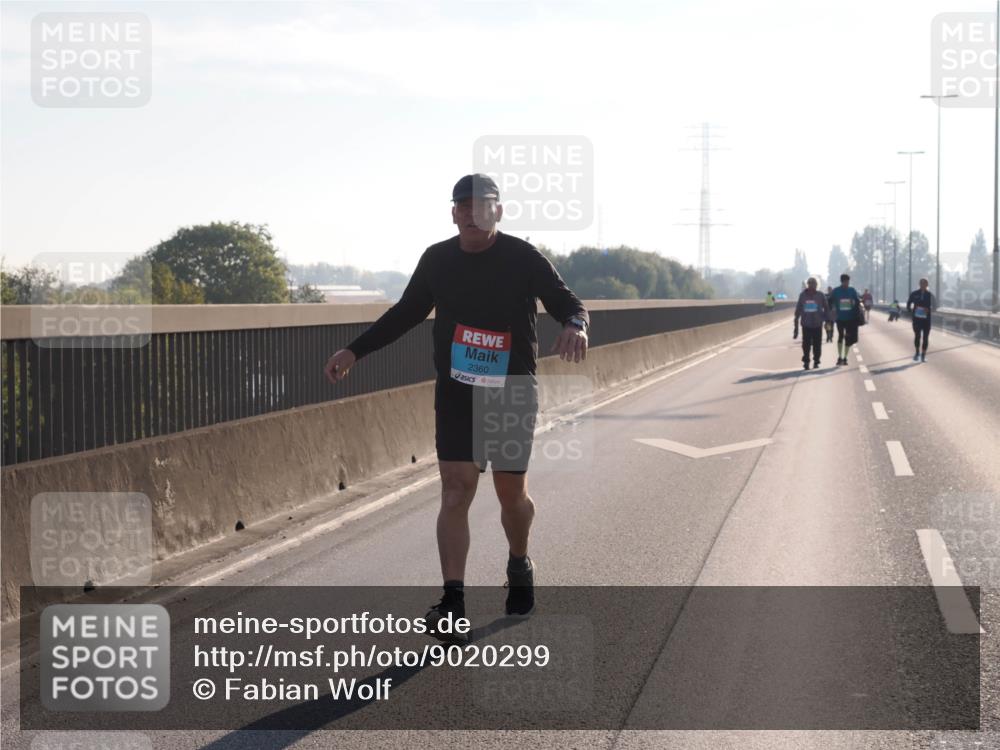 03.10.2025 - Köhlbrandbrückenlauf Fabian Wolf http://msf.ph/oto/9020299 03.10.2025 09:30:24 Position 3 2360 meine-sportfotos.de