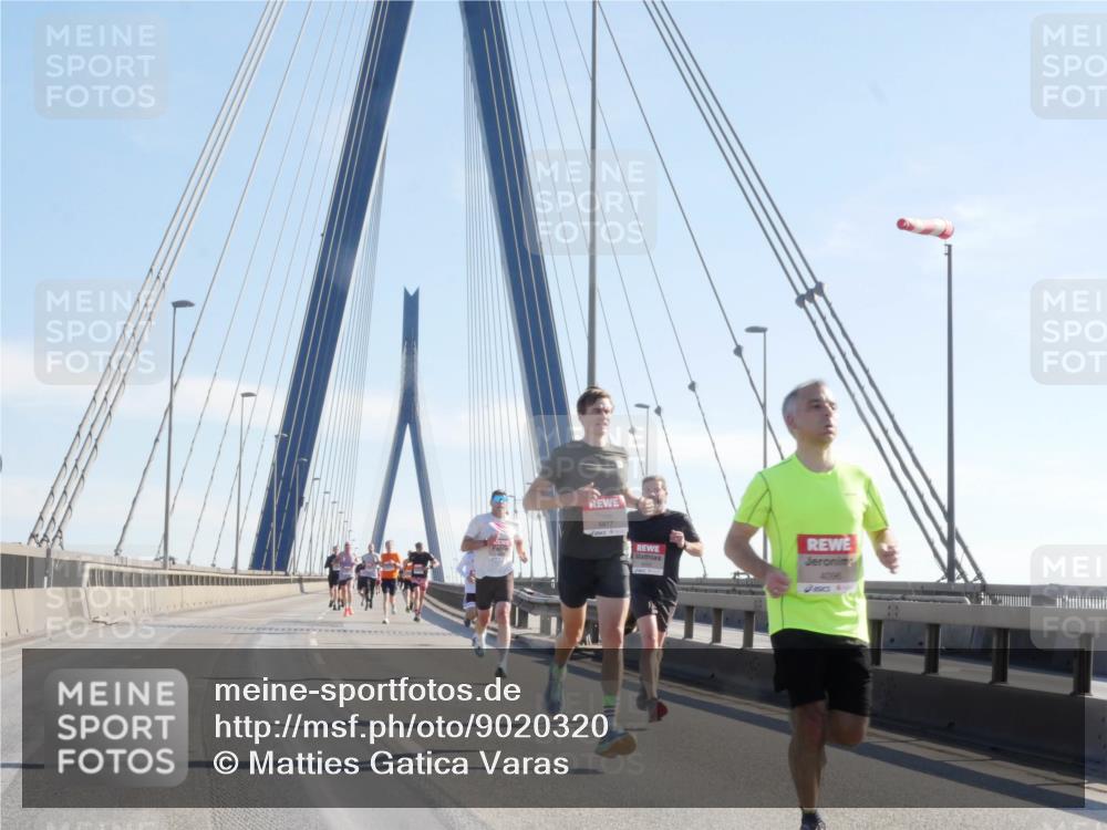 03.10.2025 - Köhlbrandbrückenlauf Matties Gatica Varas http://msf.ph/oto/9020320 03.10.2025 12:21:50 Position 1 4096 meine-sportfotos.de