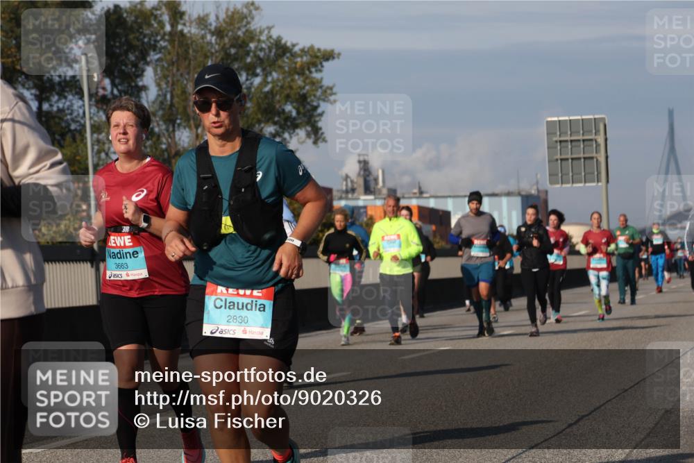 03.10.2025 - Köhlbrandbrückenlauf Luisa Fischer http://msf.ph/oto/9020326 03.10.2025 11:12:23 Position 3 3, 3663, 2830 meine-sportfotos.de