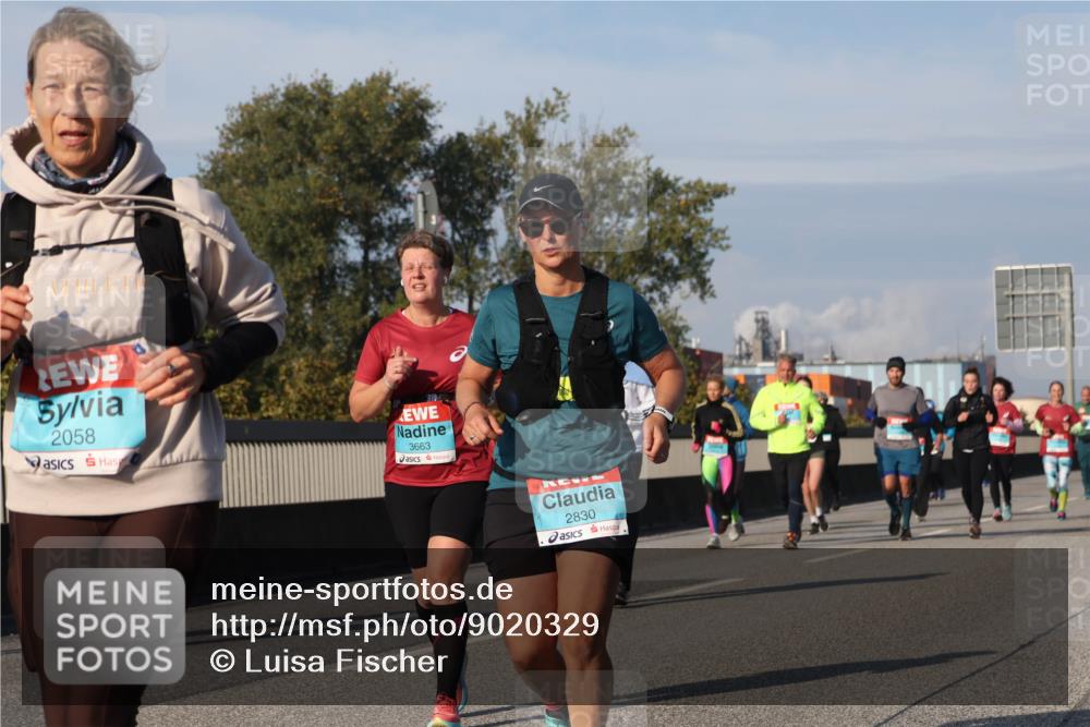03.10.2025 - Köhlbrandbrückenlauf Luisa Fischer http://msf.ph/oto/9020329 03.10.2025 11:12:24 Position 3 2058, 380, 3663, 2830 meine-sportfotos.de