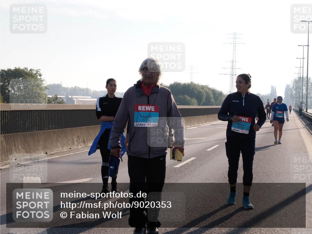 03.10.2025 - Köhlbrandbrückenlauf Fabian Wolf http://msf.ph/oto/9020353 03.10.2025 09:30:44 Position 3 3774, 3776 meine-sportfotos.de