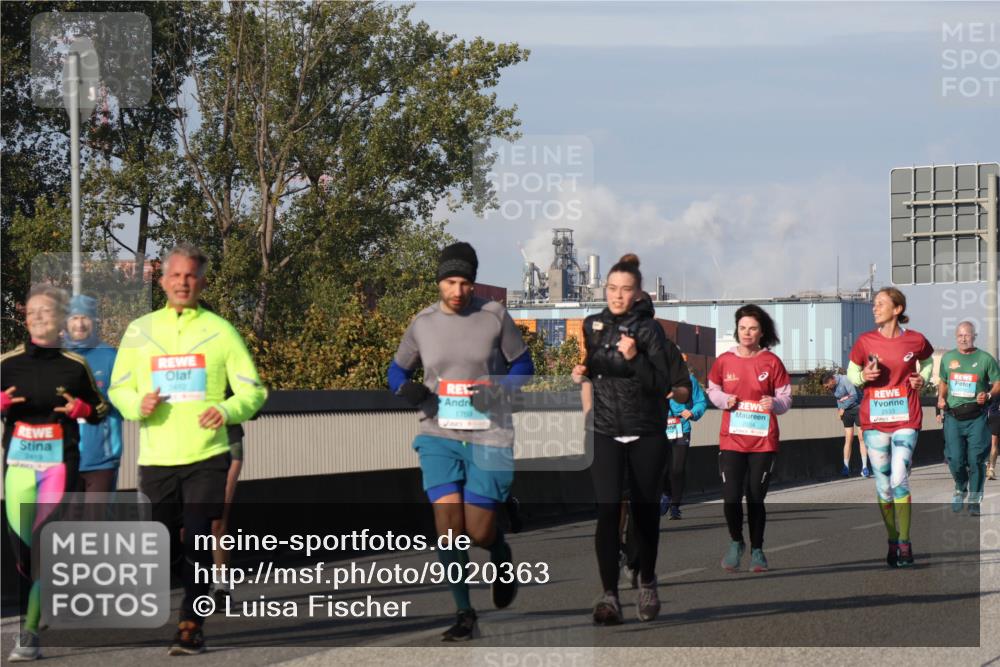 03.10.2025 - Köhlbrandbrückenlauf Luisa Fischer http://msf.ph/oto/9020363 03.10.2025 11:12:28 Position 3 2412, 1769, 2554 meine-sportfotos.de