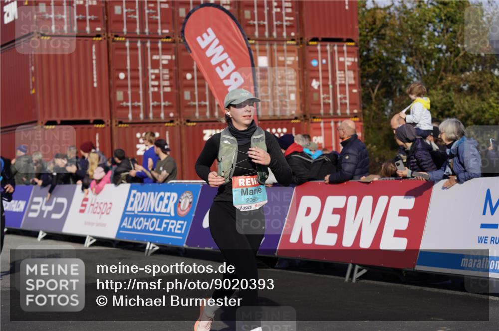 03.10.2025 - Köhlbrandbrückenlauf Michael Burmester http://msf.ph/oto/9020393 03.10.2025 10:21:17 Ziel 1757, 1899, 1992, 2068, 2154, 2350, 2369, 2616, 2622, 2897, 3116, 3259, 3839 meine-sportfotos.de
