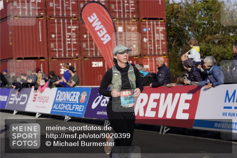 03.10.2025 - Köhlbrandbrückenlauf Michael Burmester http://msf.ph/oto/9020399 03.10.2025 10:21:18 Ziel 1252, 1757, 1899, 1992, 2053, 2068, 2137, 2154, 2350, 2369, 2616, 2622, 3116, 3259 meine-sportfotos.de