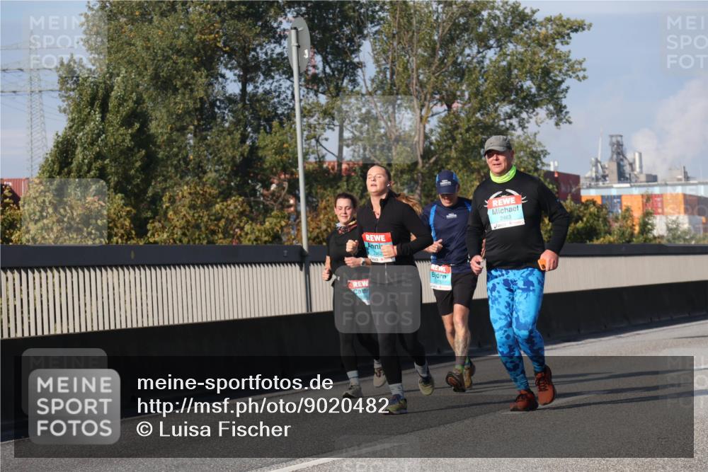 03.10.2025 - Köhlbrandbrückenlauf Luisa Fischer http://msf.ph/oto/9020482 03.10.2025 11:12:44 Position 3 2462, 2463 meine-sportfotos.de