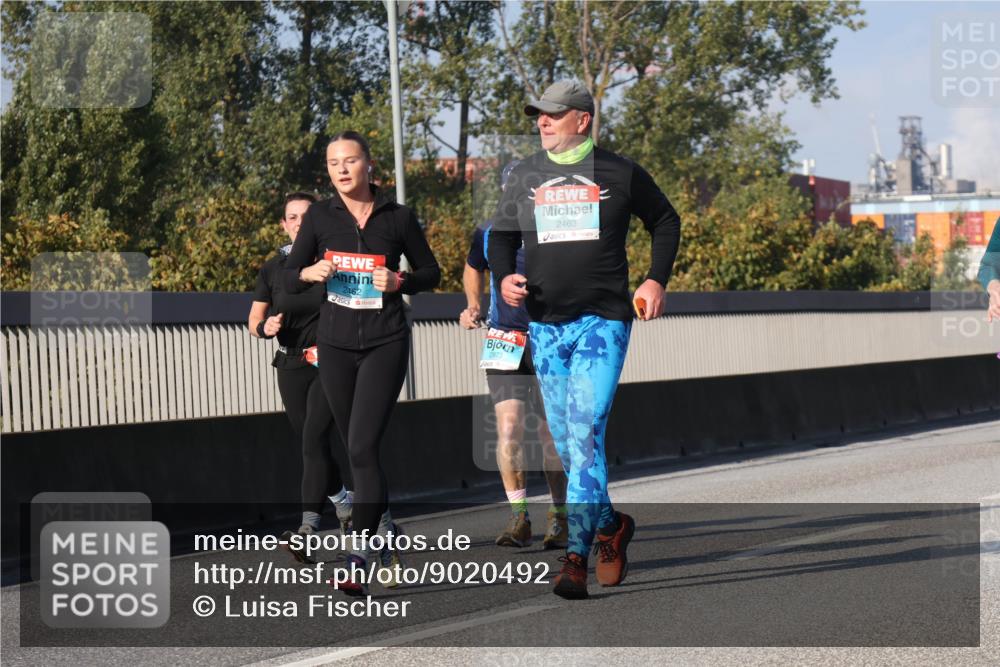 03.10.2025 - Köhlbrandbrückenlauf Luisa Fischer http://msf.ph/oto/9020492 03.10.2025 11:12:45 Position 3 2462, 2973, 2463 meine-sportfotos.de
