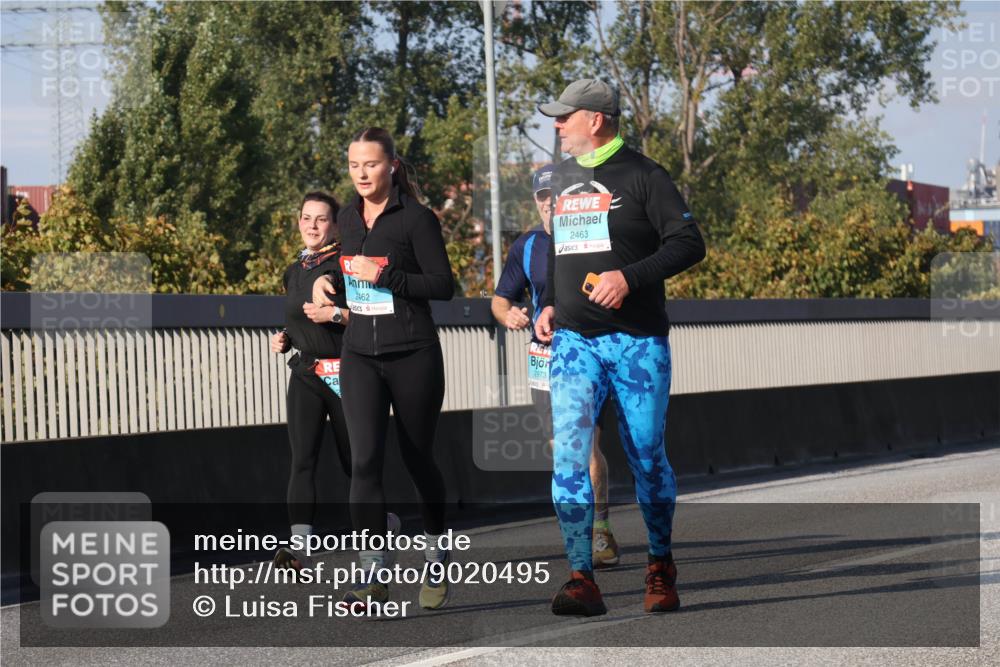 03.10.2025 - Köhlbrandbrückenlauf Luisa Fischer http://msf.ph/oto/9020495 03.10.2025 11:12:45 Position 3 1, 2462, 2973, 2463 meine-sportfotos.de