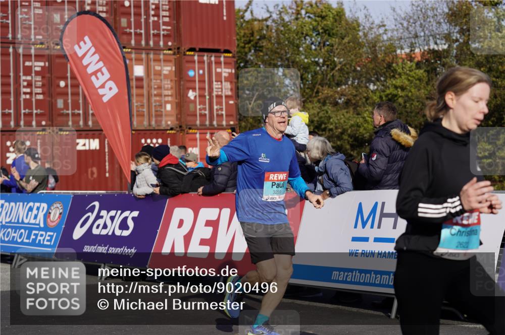 03.10.2025 - Köhlbrandbrückenlauf Michael Burmester http://msf.ph/oto/9020496 03.10.2025 10:21:25 Ziel 1252, 1483, 2053, 2137, 2154, 2210, 2622, 3259, 3535, 3536, 3537, 3538 meine-sportfotos.de