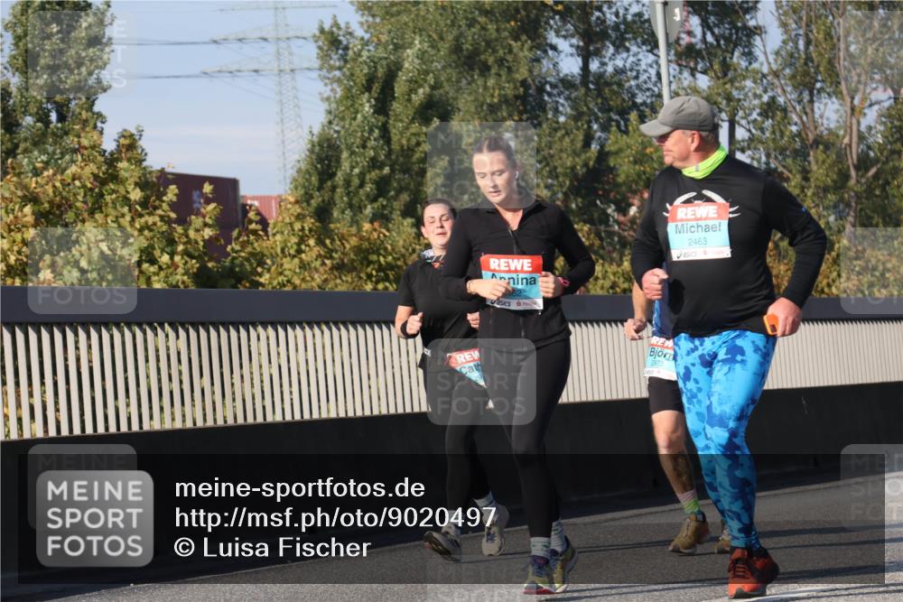 03.10.2025 - Köhlbrandbrückenlauf Luisa Fischer http://msf.ph/oto/9020497 03.10.2025 11:12:45 Position 3 62, 2973, 2463 meine-sportfotos.de