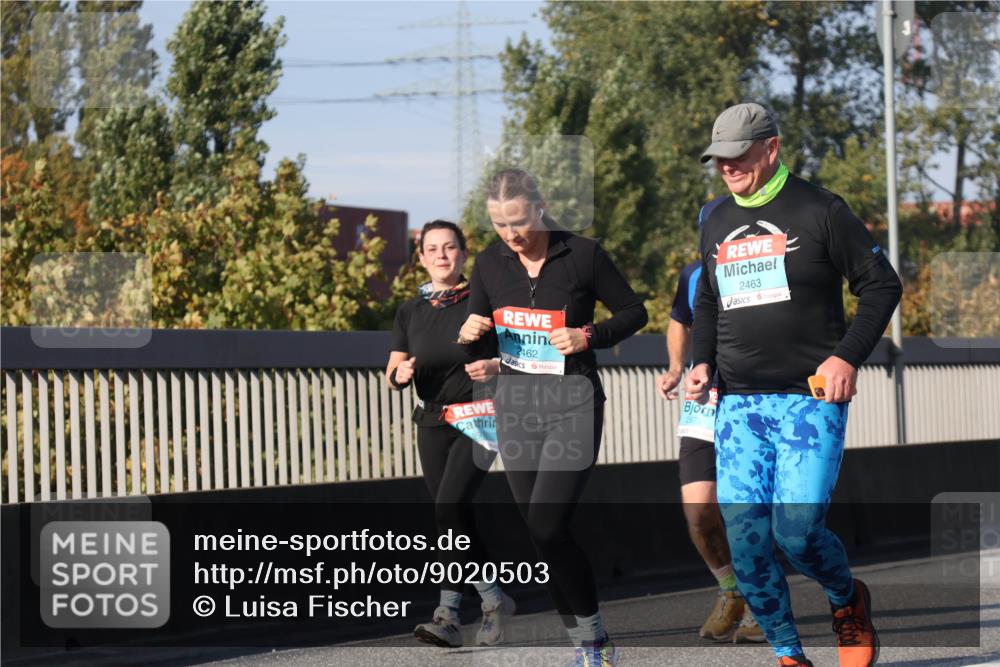 03.10.2025 - Köhlbrandbrückenlauf Luisa Fischer http://msf.ph/oto/9020503 03.10.2025 11:12:46 Position 3 2462, 2973, 2463 meine-sportfotos.de