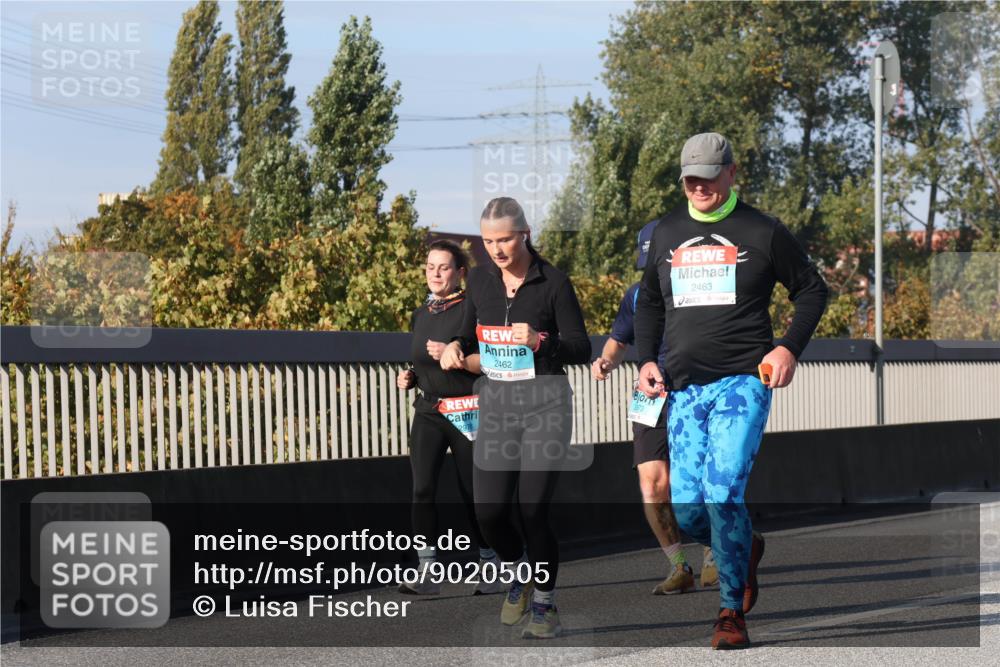 03.10.2025 - Köhlbrandbrückenlauf Luisa Fischer http://msf.ph/oto/9020505 03.10.2025 11:12:46 Position 3 2462, 2463 meine-sportfotos.de