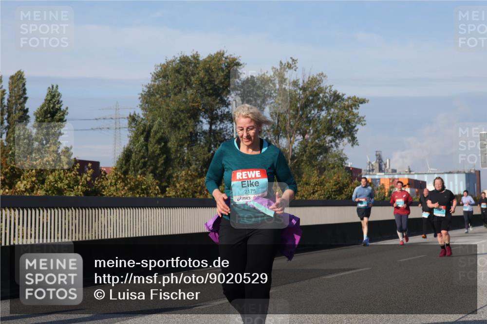 03.10.2025 - Köhlbrandbrückenlauf Luisa Fischer http://msf.ph/oto/9020529 03.10.2025 11:12:49 Position 3 2175 meine-sportfotos.de