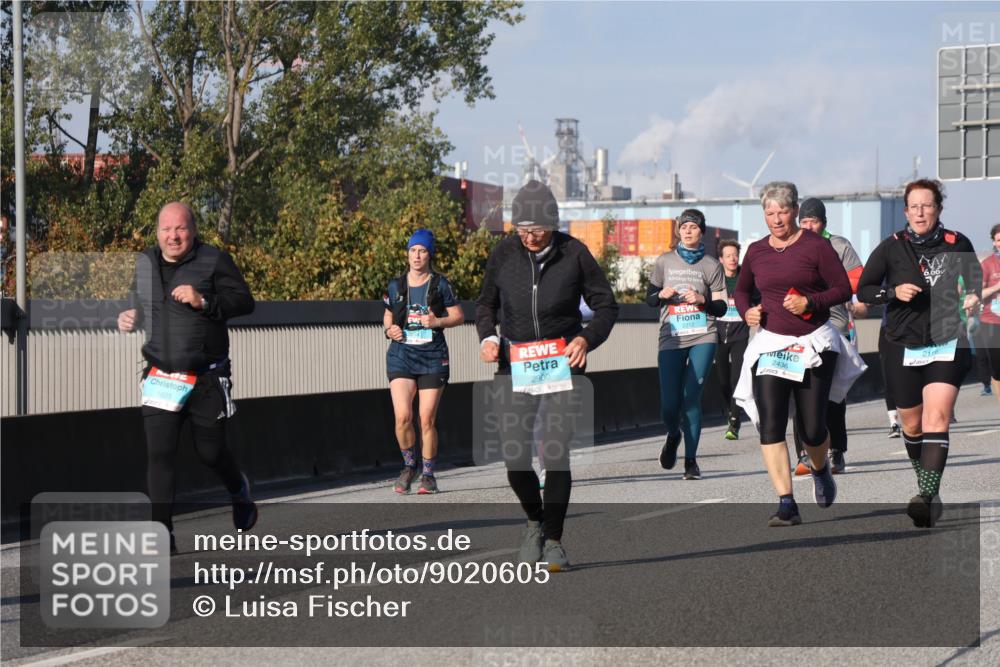 03.10.2025 - Köhlbrandbrückenlauf Luisa Fischer http://msf.ph/oto/9020605 03.10.2025 11:12:57 Position 3 2900, 1625, 6, 66, 2436 meine-sportfotos.de