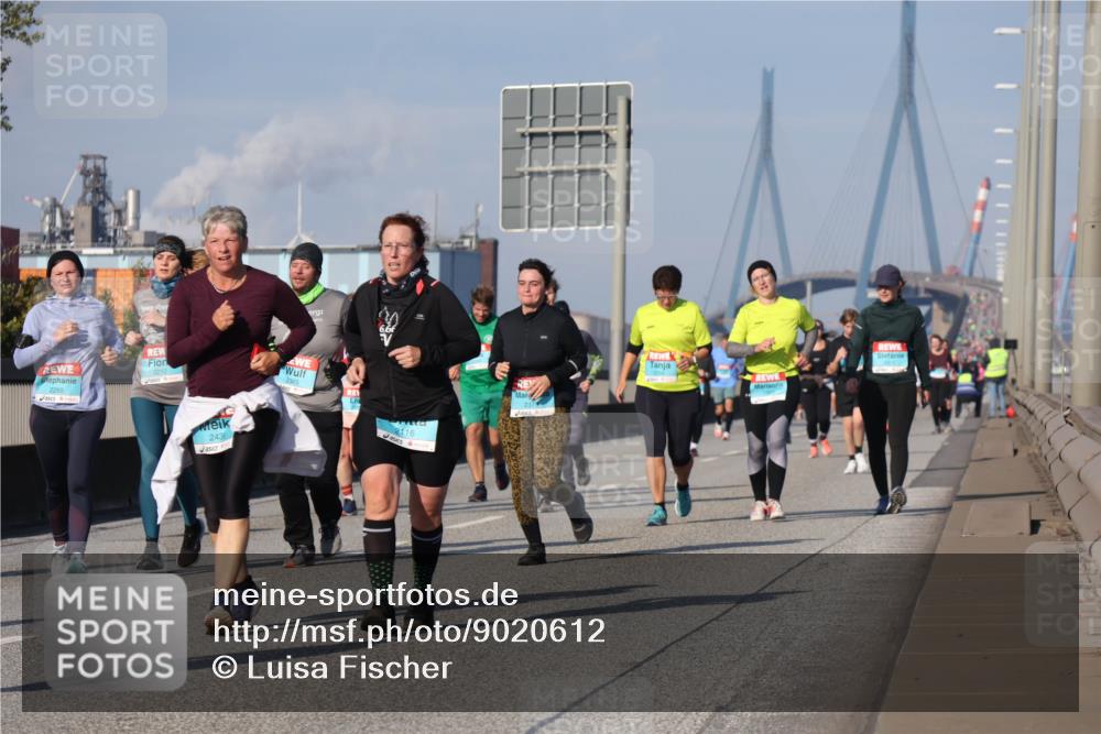 03.10.2025 - Köhlbrandbrückenlauf Luisa Fischer http://msf.ph/oto/9020612 03.10.2025 11:12:58 Position 3 2265, 2212, 2436, 2365, 6, 6, 2116 meine-sportfotos.de