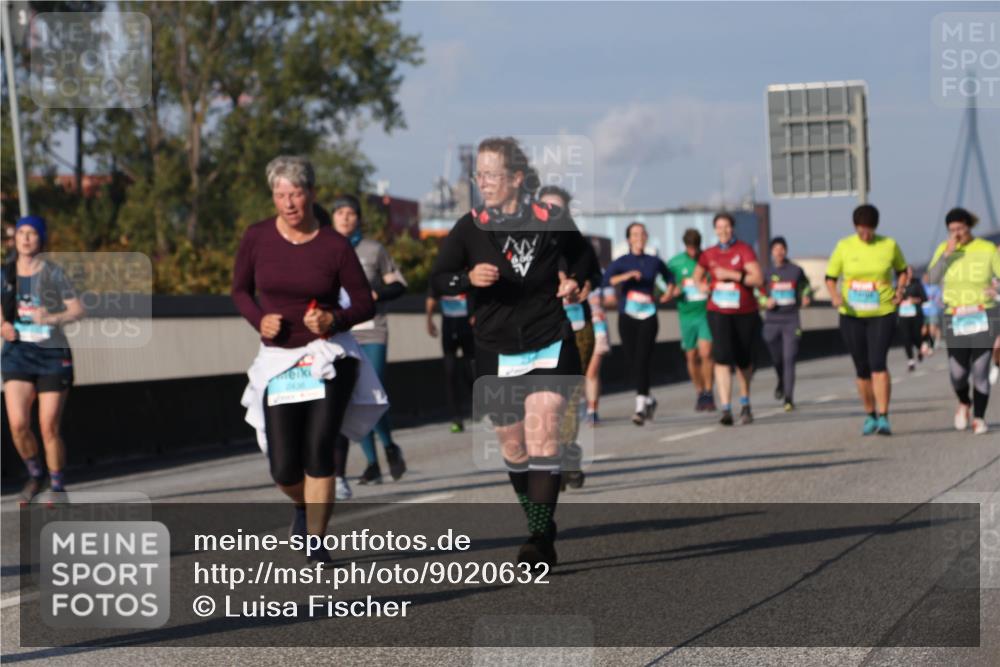03.10.2025 - Köhlbrandbrückenlauf Luisa Fischer http://msf.ph/oto/9020632 03.10.2025 11:13:00 Position 3  meine-sportfotos.de