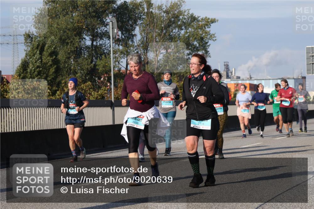 03.10.2025 - Köhlbrandbrückenlauf Luisa Fischer http://msf.ph/oto/9020639 03.10.2025 11:13:01 Position 3 2436, 6, 6, 2116 meine-sportfotos.de