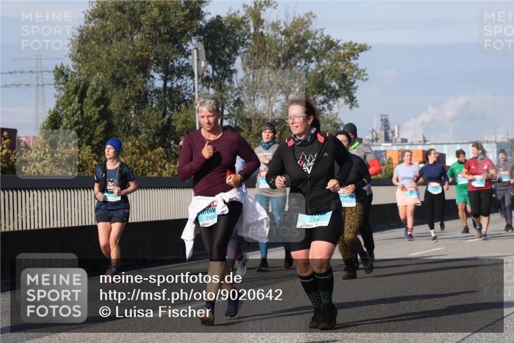 03.10.2025 - Köhlbrandbrückenlauf Luisa Fischer http://msf.ph/oto/9020642 03.10.2025 11:13:02 Position 3  meine-sportfotos.de