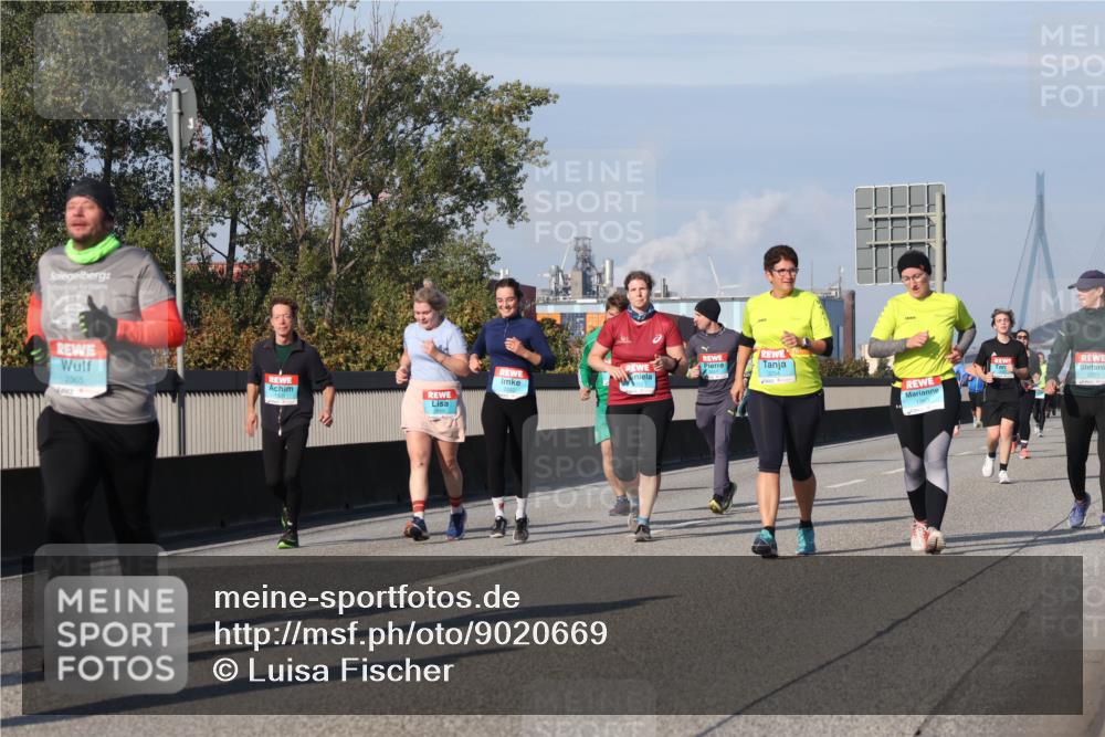 03.10.2025 - Köhlbrandbrückenlauf Luisa Fischer http://msf.ph/oto/9020669 03.10.2025 11:13:05 Position 3 2365, 2271 meine-sportfotos.de