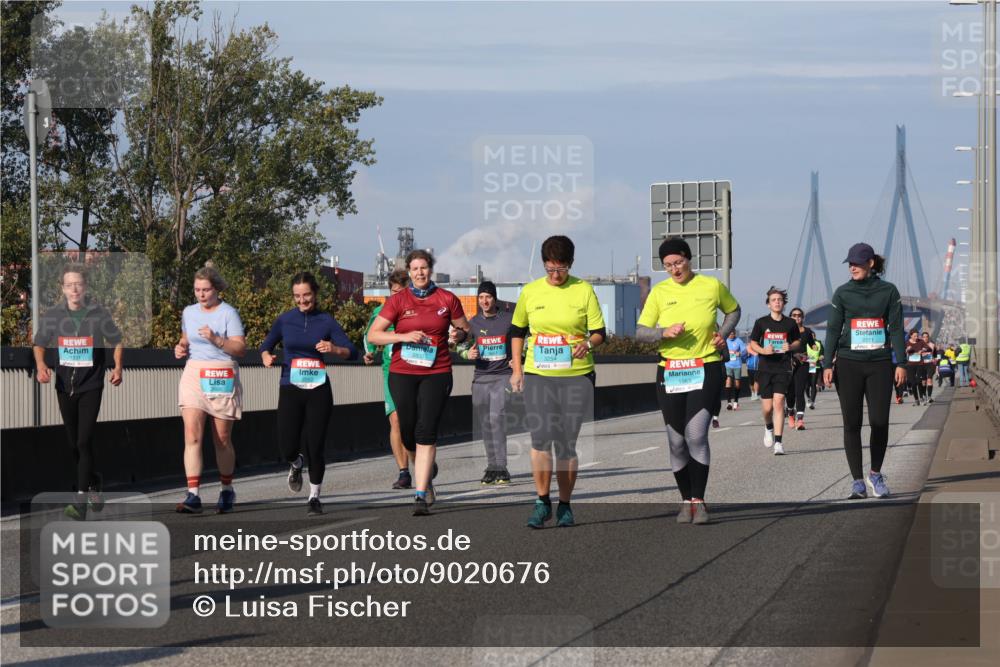 03.10.2025 - Köhlbrandbrückenlauf Luisa Fischer http://msf.ph/oto/9020676 03.10.2025 11:13:05 Position 3 2271 meine-sportfotos.de