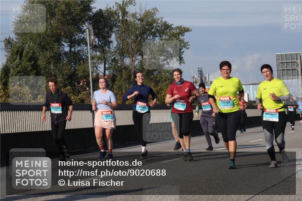 03.10.2025 - Köhlbrandbrückenlauf Luisa Fischer http://msf.ph/oto/9020688 03.10.2025 11:13:07 Position 3 2668, 2332, 3254, 1963 meine-sportfotos.de